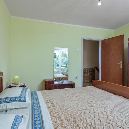 Family Friendly House With A Parking Space Sveti Martin, Central Istria - Sredisnja Istra - 7849 Villa Ruzici  Kamer foto