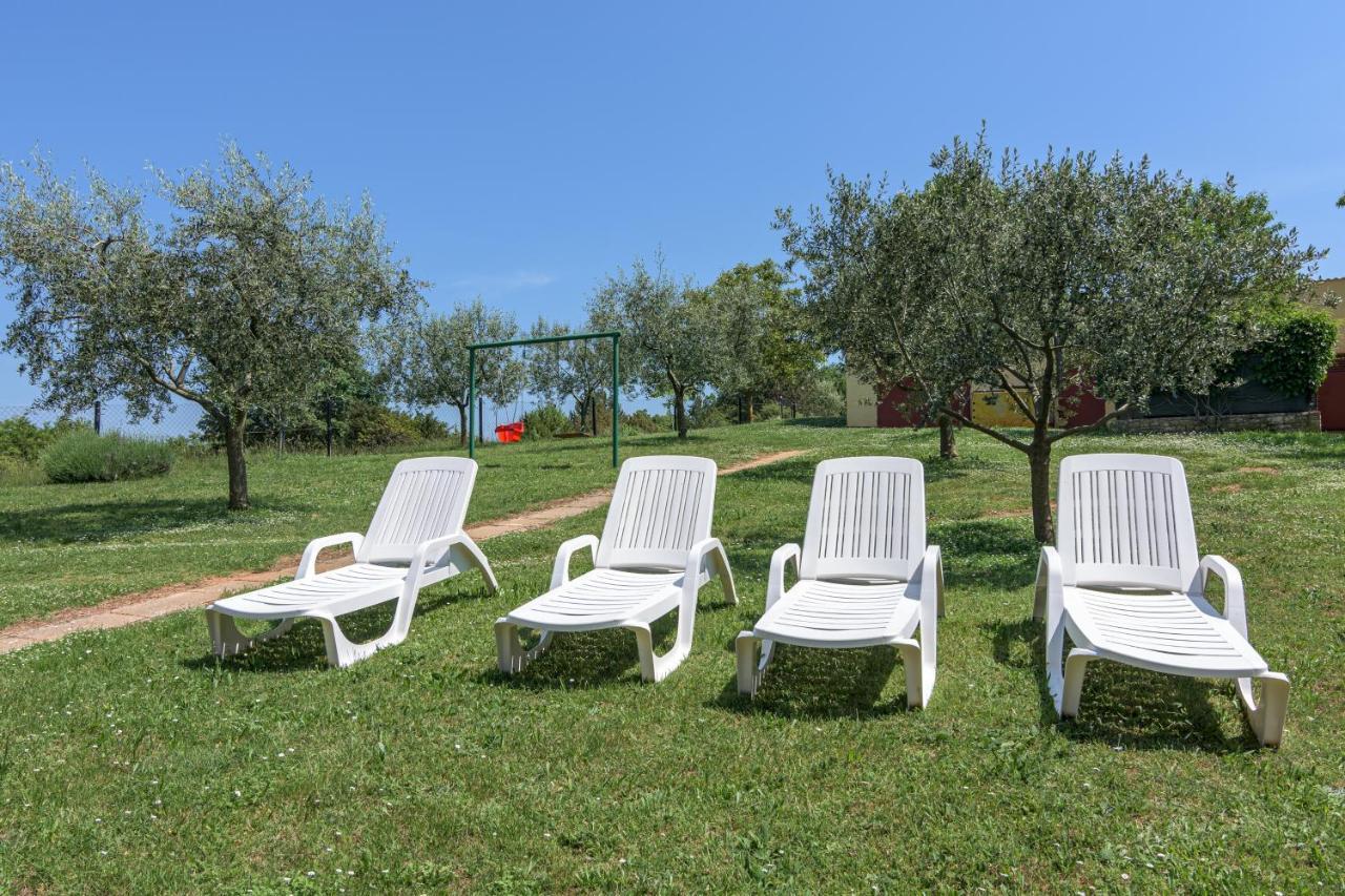 Family Friendly House With A Parking Space Sveti Martin, Central Istria - Sredisnja Istra - 7849 Villa Ruzici  Buitenkant foto